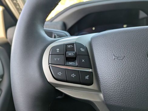 New 2026 Ford Explorer Active w/ Active Comfort Package image 30