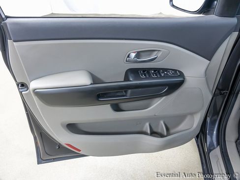 Used 2018 Kia Sedona LX w/ LX Essentials Premium Package image 19