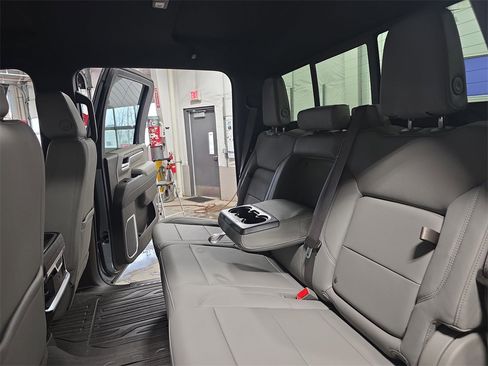 New 2026 GMC Sierra 2500 SLT w/ SLT Premium Package image 13
