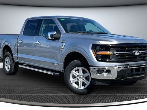 New 2025 Ford F150 XLT w/ Equipment Group 302A MID image 2