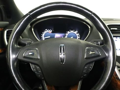 Used 2016 Lincoln MKX Select w/ Select Plus Package image 18