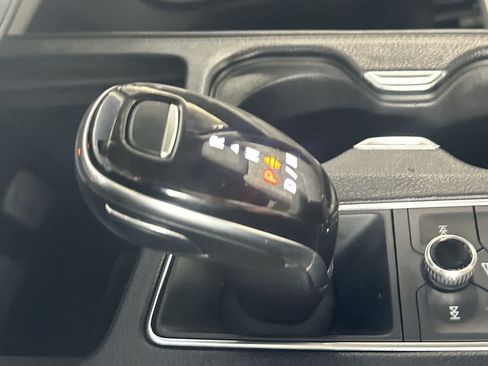 Used 2023 Cadillac XT4 Luxury FWD image 21