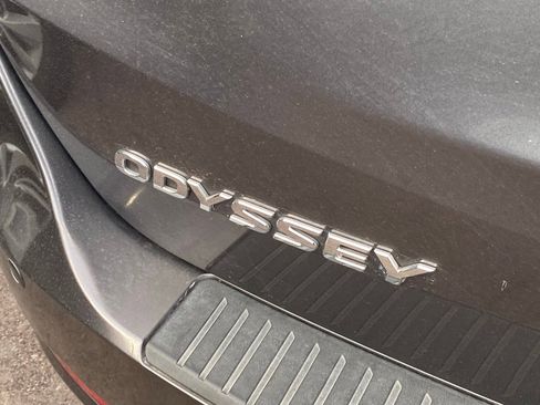 Used 2019 Honda Odyssey Touring image 8