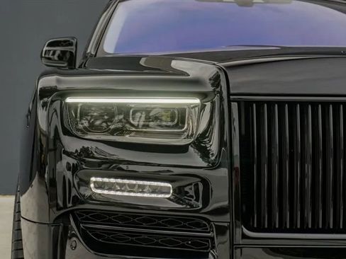 Used 2024 Rolls-Royce Phantom Sedan image 29