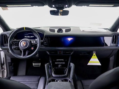 New 2026 Porsche Cayenne Turbo GT AWD/4WD image 9