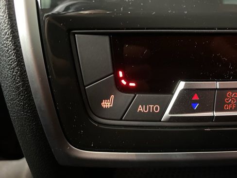 New 2026 BMW X5 xDrive50e w/ Climate Comfort Package image 22