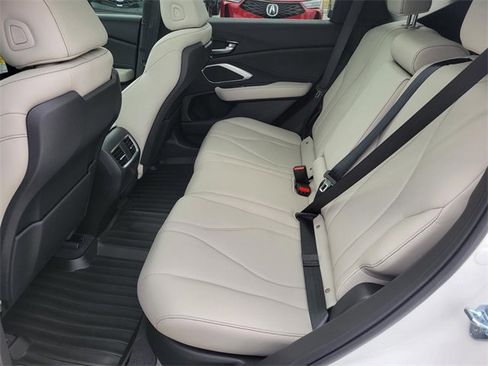 New 2026 Acura RDX SH-AWD image 13