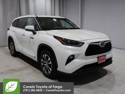 Used 2021 Toyota Highlander XLE