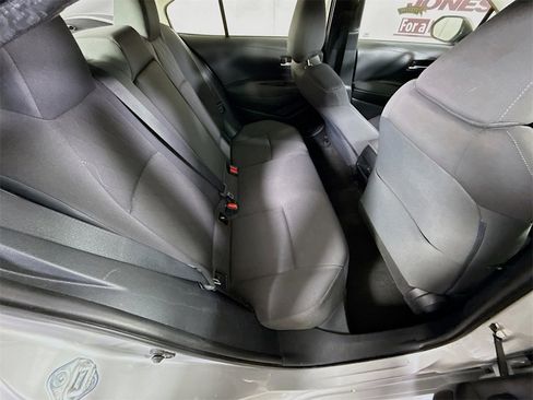 Certified 2020 Toyota Corolla LE image 28