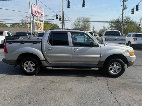 Used 2003 Ford Explorer Sport Trac XLT RWD image 3