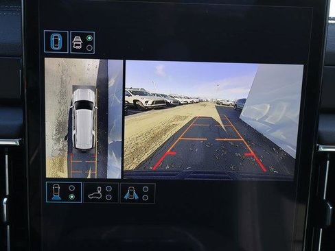 New 2026 GMC Yukon XL Denali w/ Sun & Power Step Package image 27