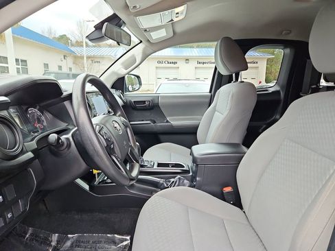 Used 2022 Toyota Tacoma SR5 image 19