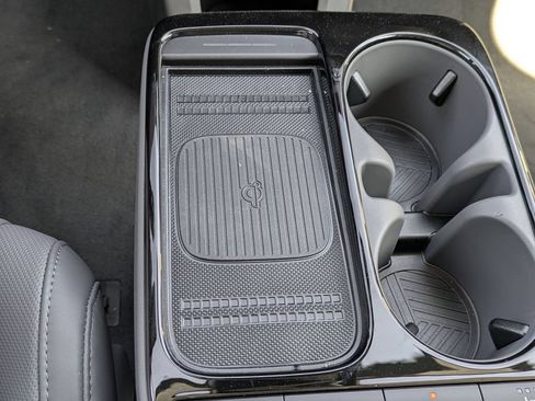 New 2026 Hyundai Ioniq 5 SEL RWD image 23