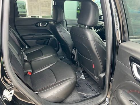 Certified 2024 Jeep Compass Trailhawk AWD/4WD image 27