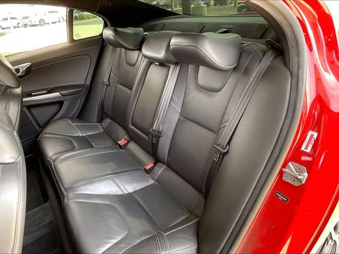 Used 2018 Volvo S60 T6 R-Design Platinum image 20