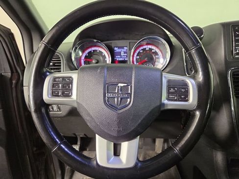 Used 2020 Dodge Grand Caravan GT FWD image 22