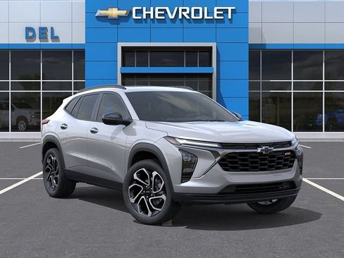 Used 2026 Chevrolet Trax RS w/ Sunroof Package FWD image 7