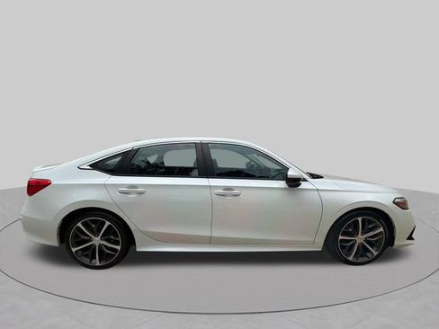 Certified 2024 Honda Civic Touring image 8