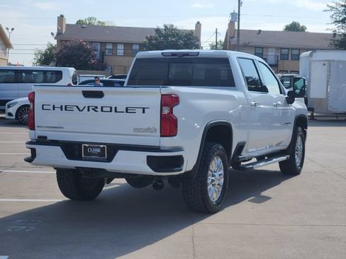 Used 2020 Chevrolet Silverado 2500 High Country w/ Z71 Off-Road Package AWD/4WD image 14