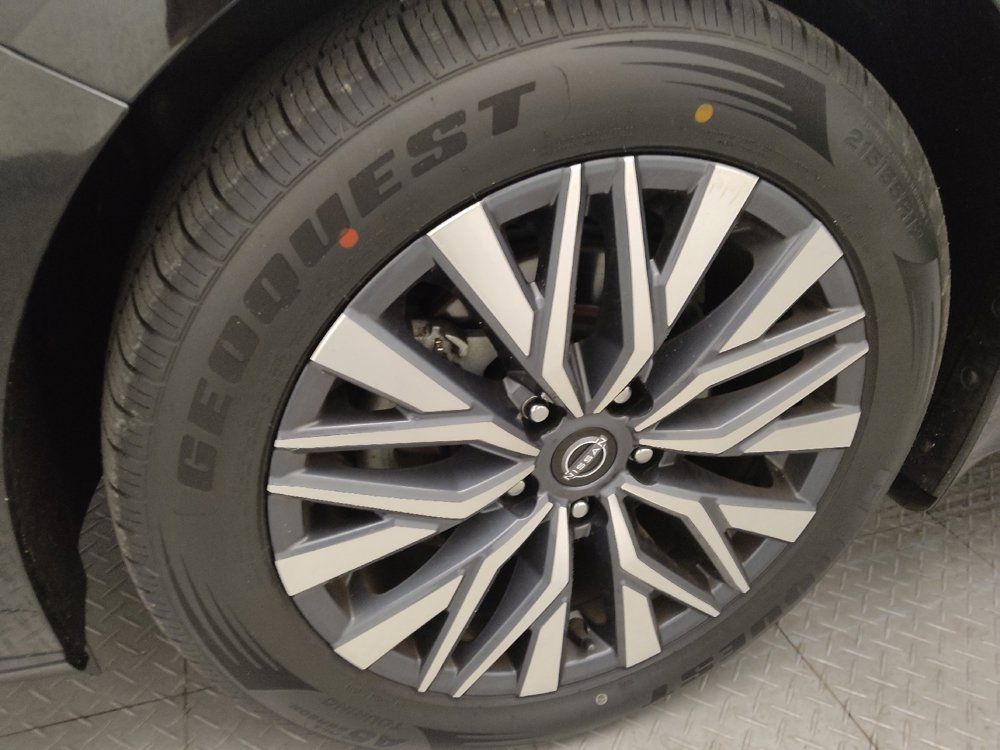 Used 2023 Nissan Altima 2.5 SV AWD/4WD image 31