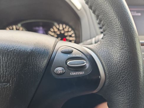 Used 2016 Nissan Pathfinder SL w/ SL Premium Package image 25