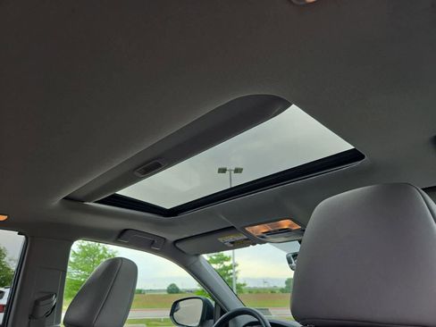 Used 2019 Toyota Highlander Limited AWD/4WD image 21