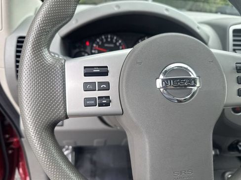 Used 2020 Nissan Frontier SV AWD/4WD image 17