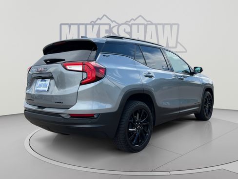 Used 2023 GMC Terrain SLT w/ Elevation Edition AWD/4WD image 5