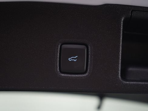 Used 2025 Ford Escape Platinum image 16