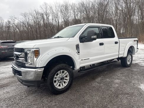 Used 2019 Ford F250 XLT image 4