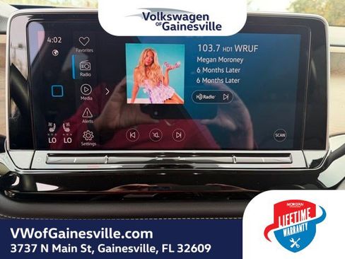 Certified 2025 Volkswagen Atlas SE image 26