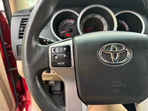 Used 2013 Toyota Tacoma PreRunner image 20