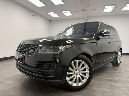Used 2019 Land Rover Range Rover image 2