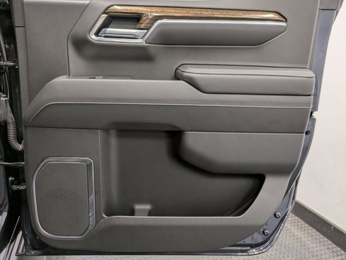 Used 2022 GMC Sierra 1500 Elevation w/ Preferred Package image 25