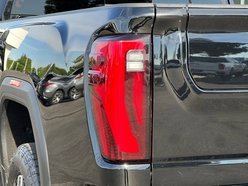 Used 2024 GMC Sierra 2500 Denali Ultimate image 39