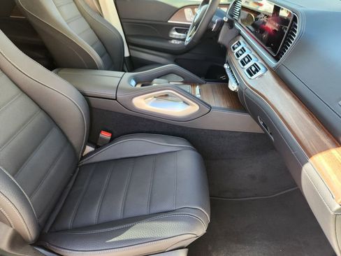 New 2026 Mercedes-Benz GLE 450 4MATIC image 13