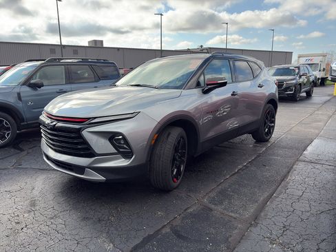 Used 2024 Chevrolet Blazer LT w/ Redline Edition image 4