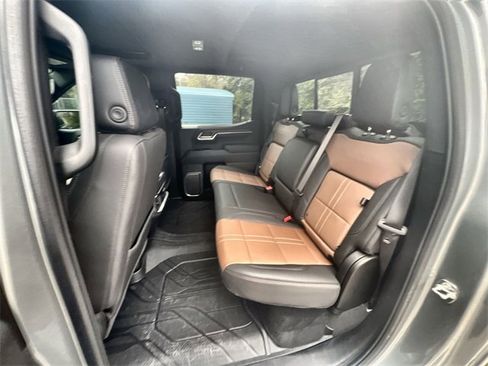 Certified 2025 Chevrolet Silverado 1500 High Country w/ High Country Premium Package image 24
