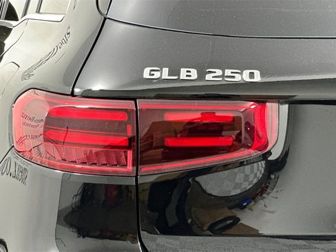 Certified 2026 Mercedes-Benz GLB 250 image 33