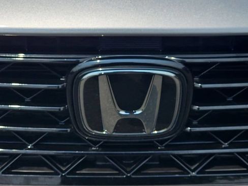 Used 2023 Honda Accord EX image 35