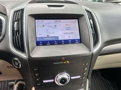 Used 2020 Ford Edge Titanium FWD image 24