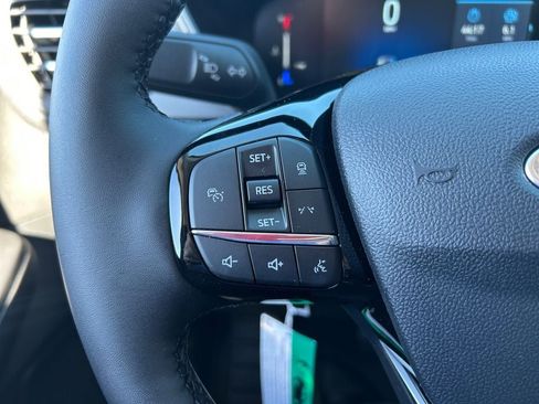 New 2026 Ford Escape SE FWD image 49