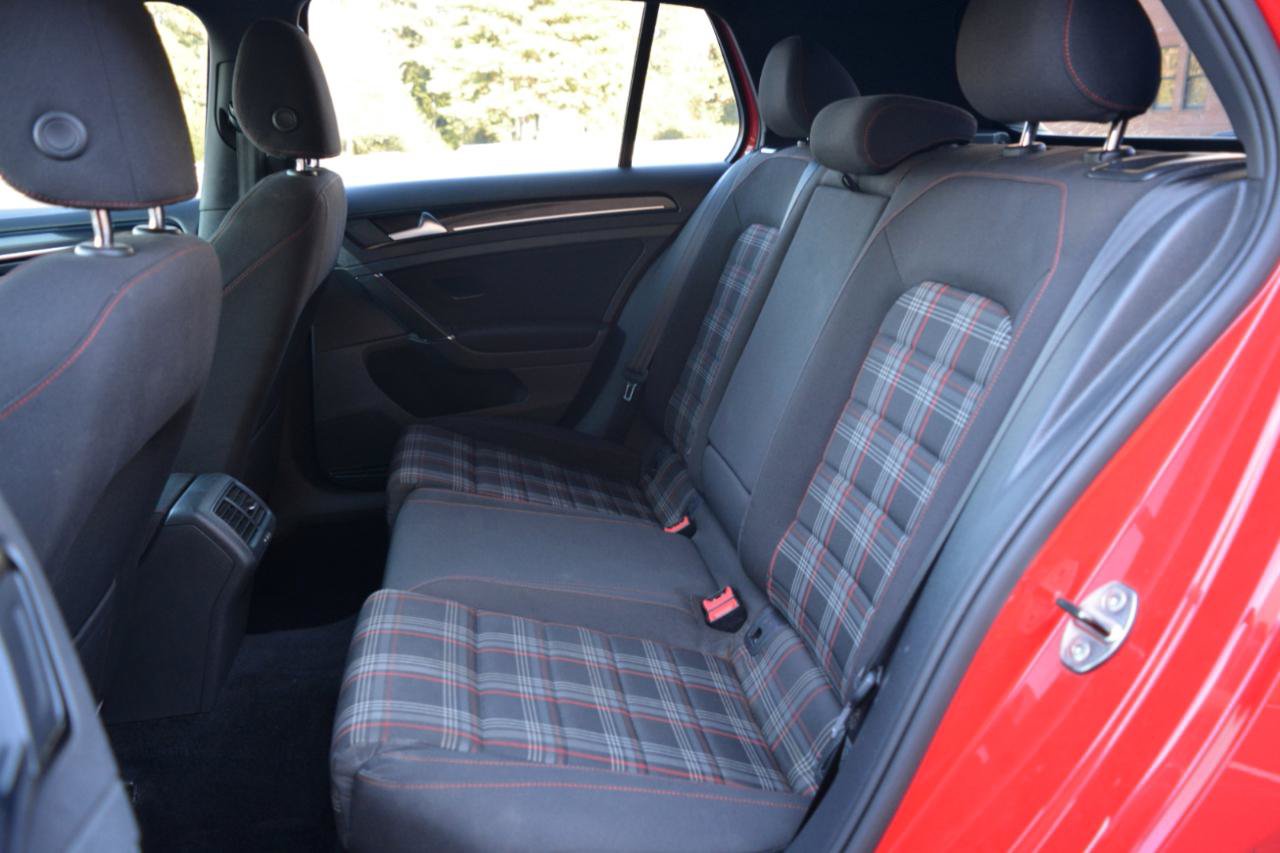 Used 2017 Volkswagen GTI Sport FWD image 12