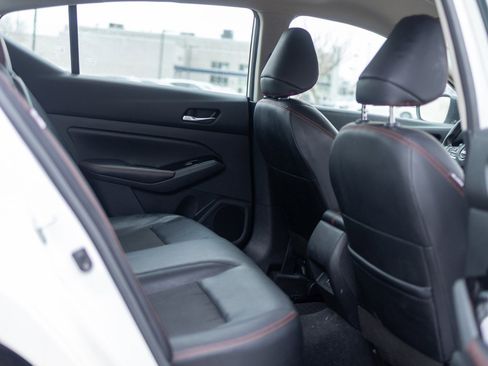 Used 2024 Nissan Altima 2.5 SR image 30