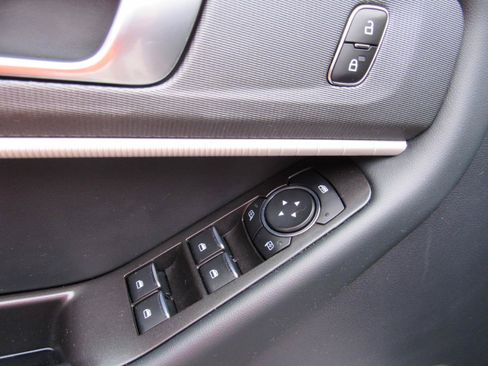 Used 2025 Ford Explorer ST-Line AWD/4WD image 15