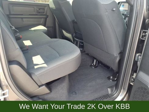 Used 2024 RAM 2500 Tradesman w/ Chrome Appearance Group image 25