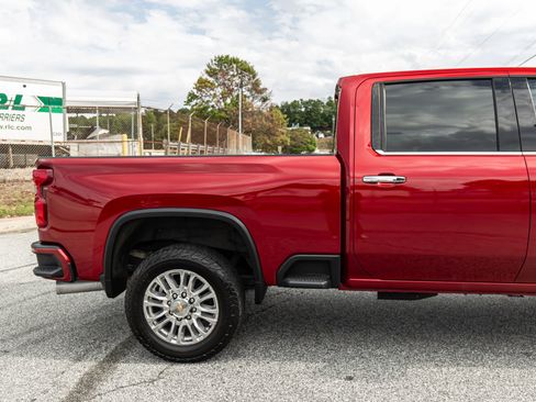 Used 2023 Chevrolet Silverado 2500 High Country w/ Z71 Off-Road Package image 11