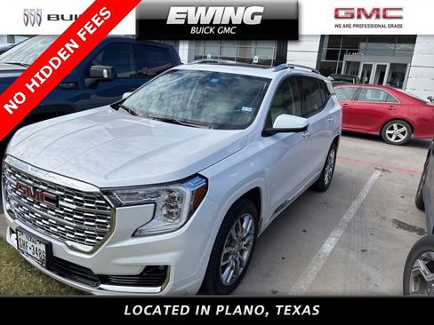 Used 2022 GMC Terrain Denali w/ Denali Premium Package image 1