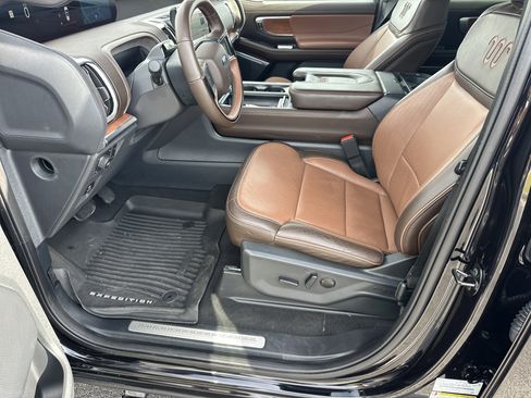 Used 2025 Ford Expedition King Ranch AWD/4WD image 10