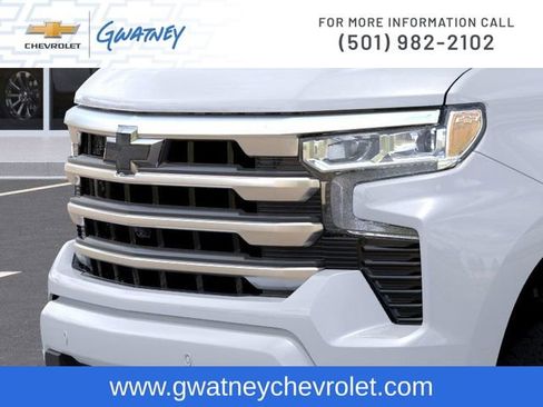 New 2026 Chevrolet Silverado 1500 High Country w/ LPO, Dark Essentials Package image 13